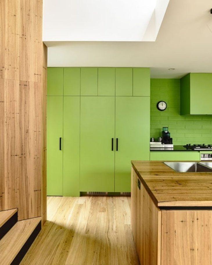 40 inspiraciones de cocinas verdes para un ambiente lleno de personalidad
