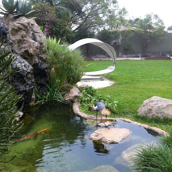 Pequeño oasis: 40 increíbles diseños de lagos en huertos familiares