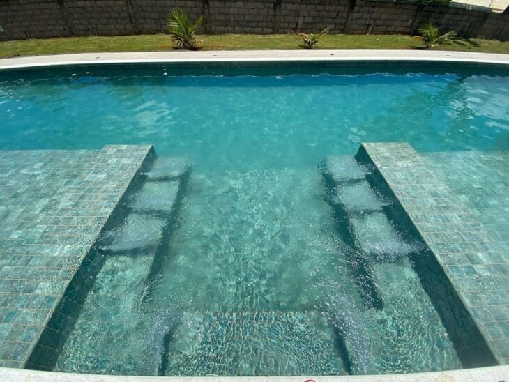 35 ideas de piscinas con hidro para disfrutar del calor y relajarse