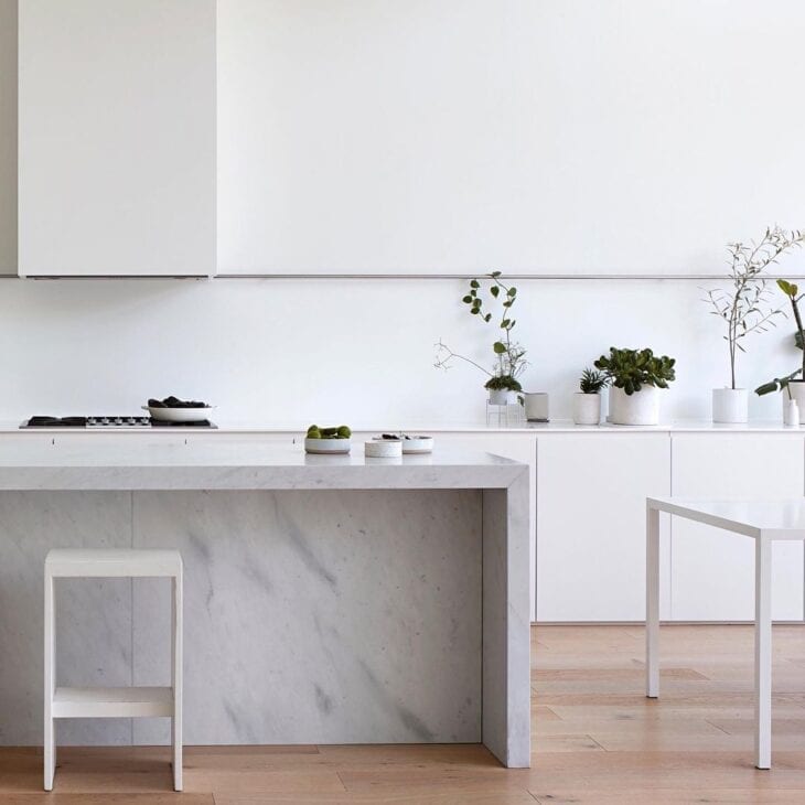 Cómo montar una cocina minimalista y 30 proyectos para admirar