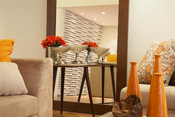 Mesa con palillo: 40 habitaciones con este mobiliario de estilo atemporal