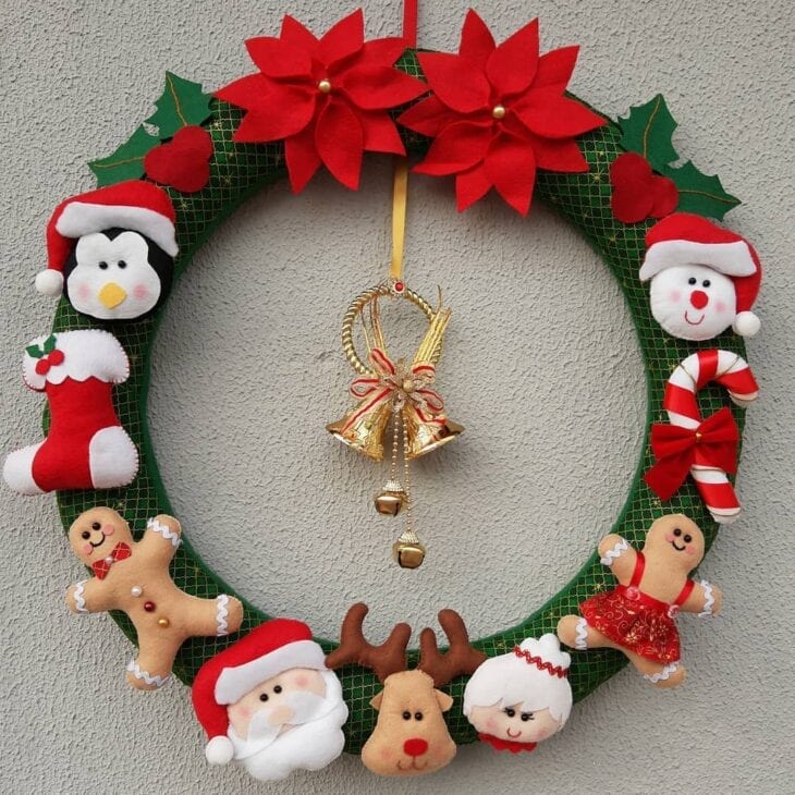 Adornos navideños de fieltro: 70 inspiraciones y patrones para decorar