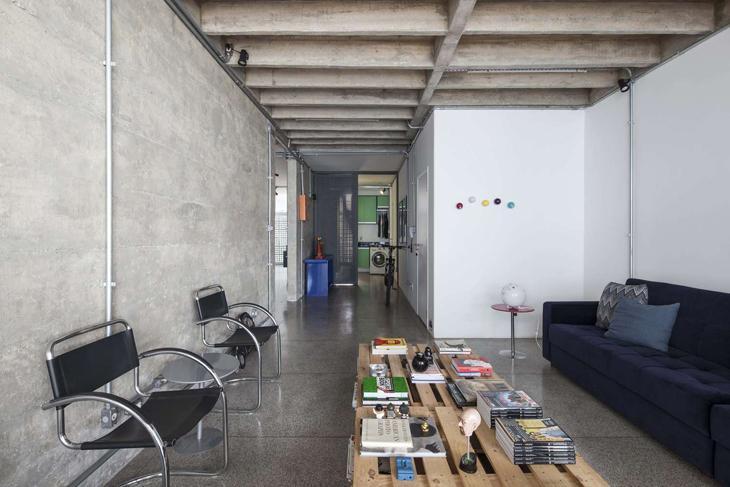 Con la renovación, el apartamento de Copán gana fluidez y estilo industrial