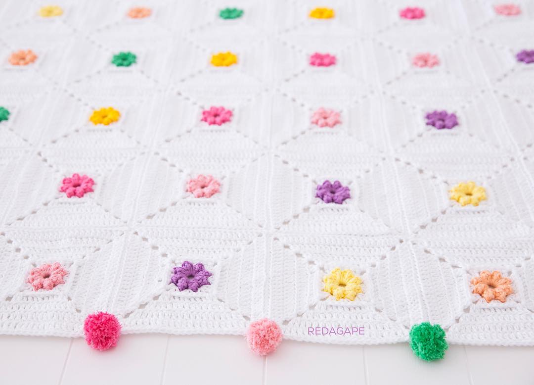 Alfombra cuadrada de crochet: 45 ideas emocionantes y como hacer la tuya