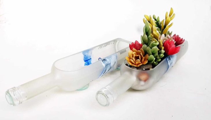 Manualidades con botella de vidrio: 100 ideas para reutilizar este objeto