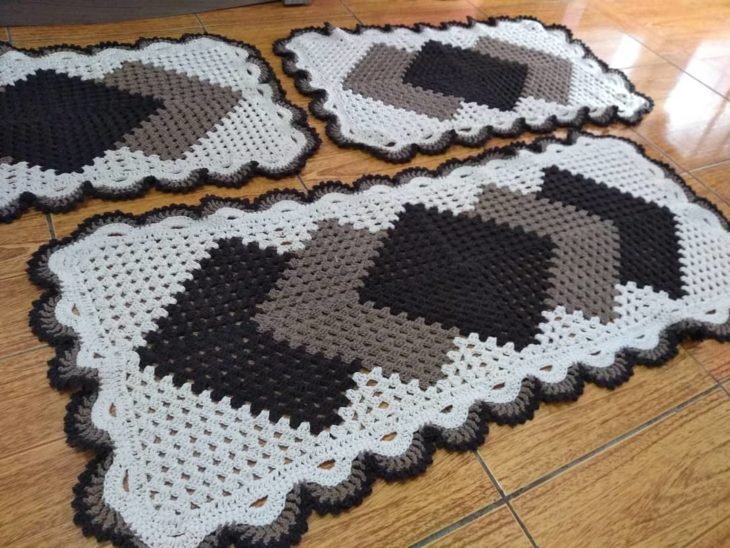 Boquilla de crochet para alfombras: 70 patrones y tutoriales increíbles para ti
