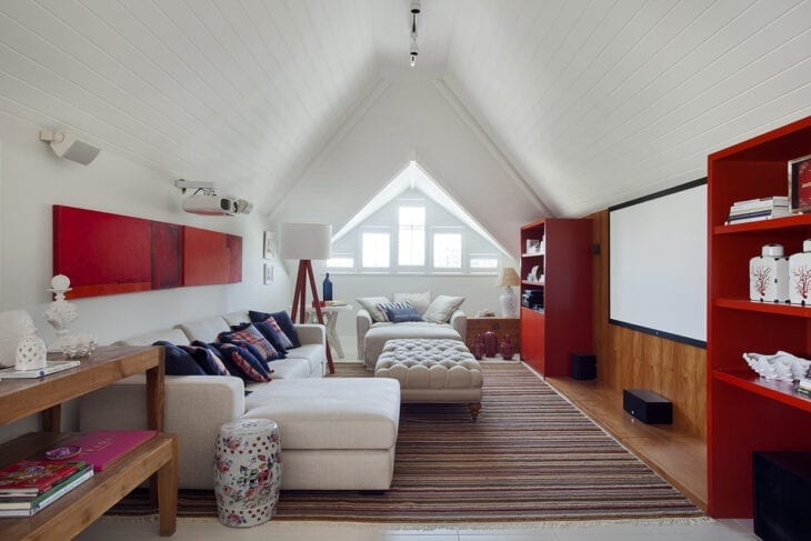 50 sugerencias atrevidas para tener una sala de estar roja