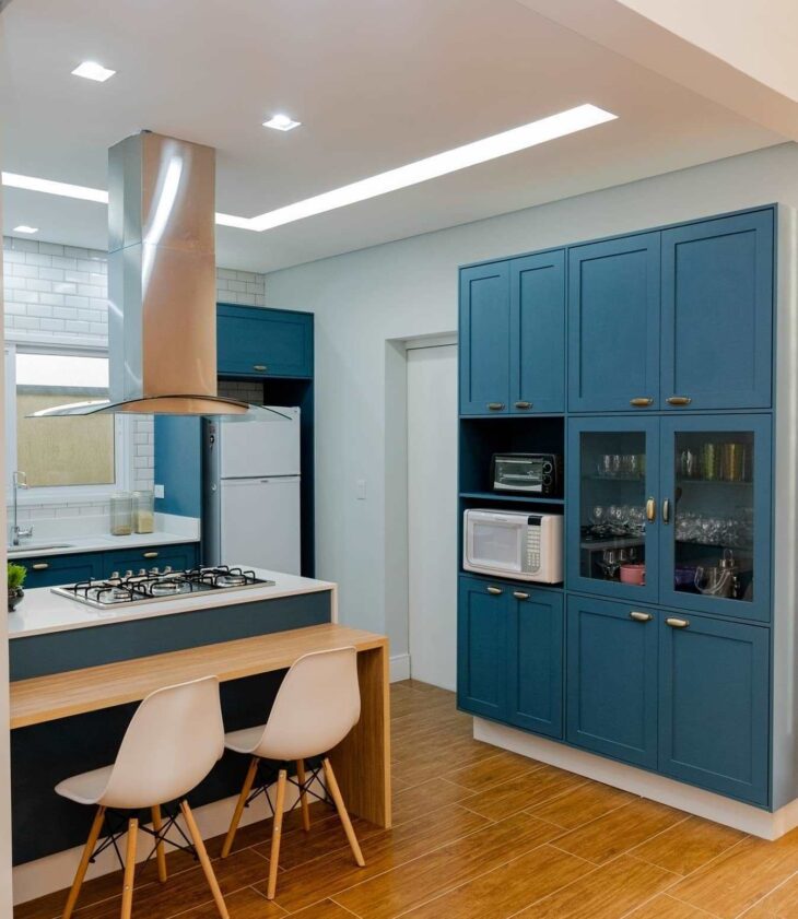 80 fotos de una cocina azul petróleo para sorprender con el color