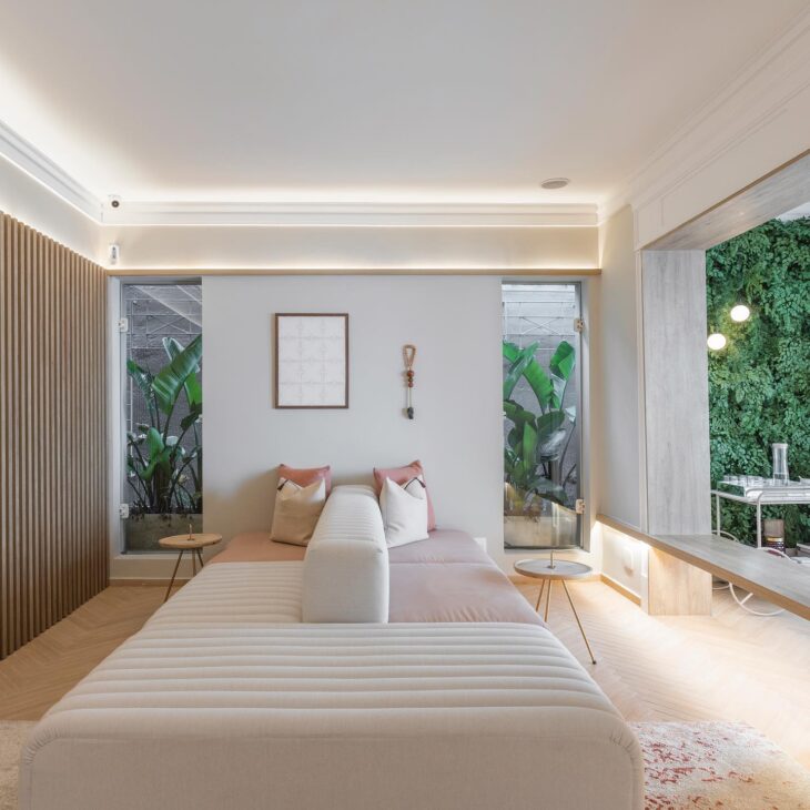 30 diseños de sofás de isla para una decoración integrada