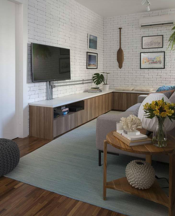Apartamento en Moema transmite tranquilidad con estilo limpio y líneas rectas