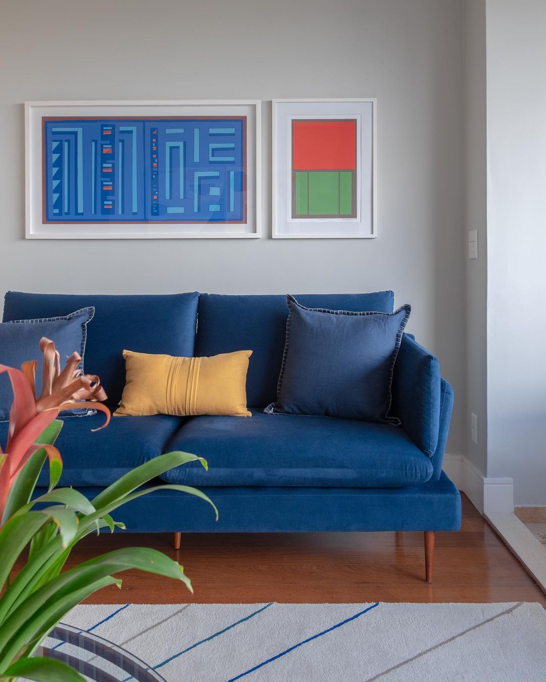 Azul índigo: cómo usar este color en ambientes y resaltar la decoración