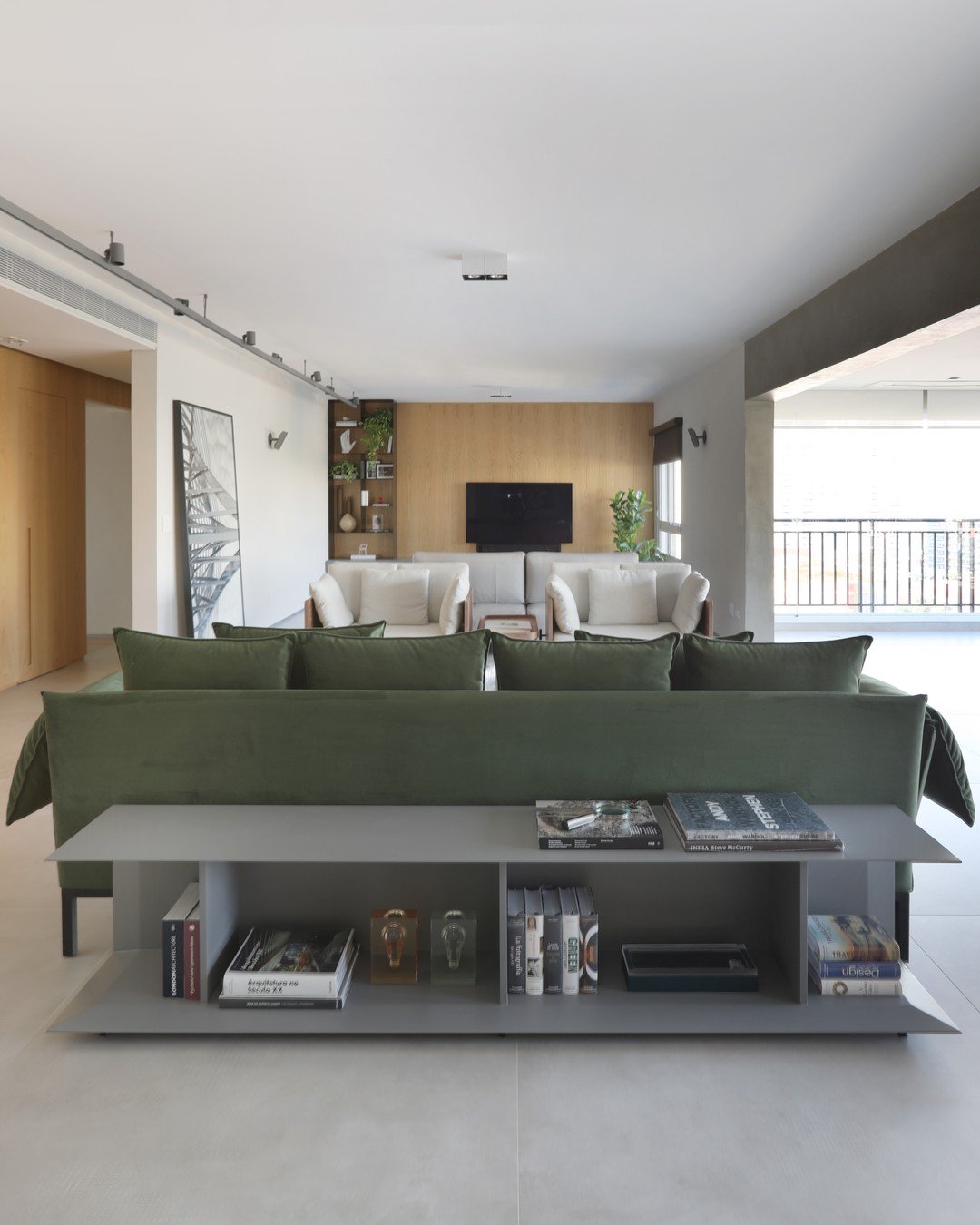60 formas elegantes de instalar un aparador de pasillo en tu hogar