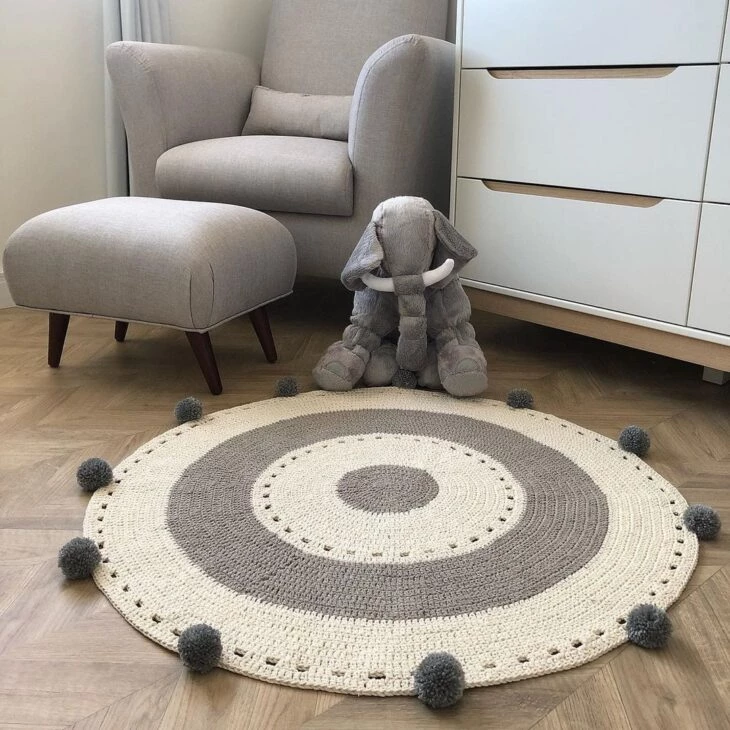 30 ideas de alfombras infantiles a crochet para decorar el rincón de los más pequeños
