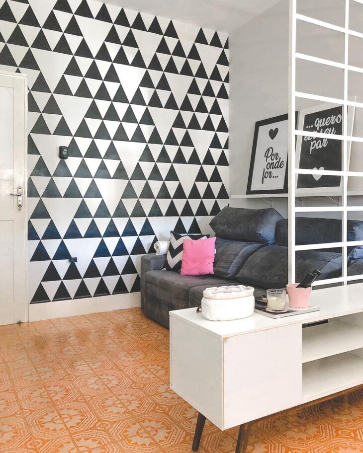 Aprende a hacer una pared con triángulos y transforma tu hogar