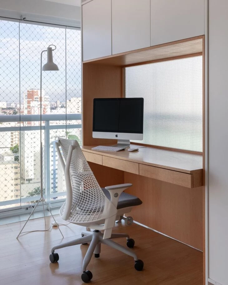 20 fotos de sillas de oficina en casa y consejos para trabajar cómodamente